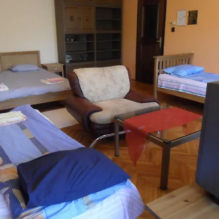 Pensjonat Aniko Apartman *
