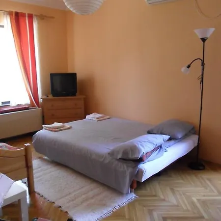 Aniko Apartman Segedyn