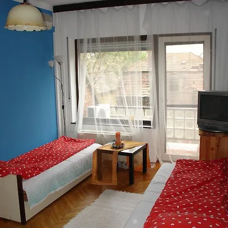 Pensjonat Aniko Apartman Segedyn