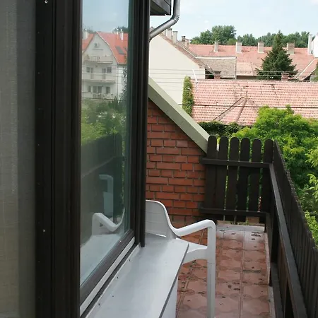 Pensjonat Aniko Apartman Segedyn