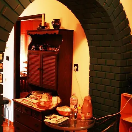 Pensjonat Aniko Apartman Segedyn